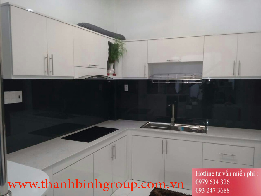 TỦ BẾP TB132