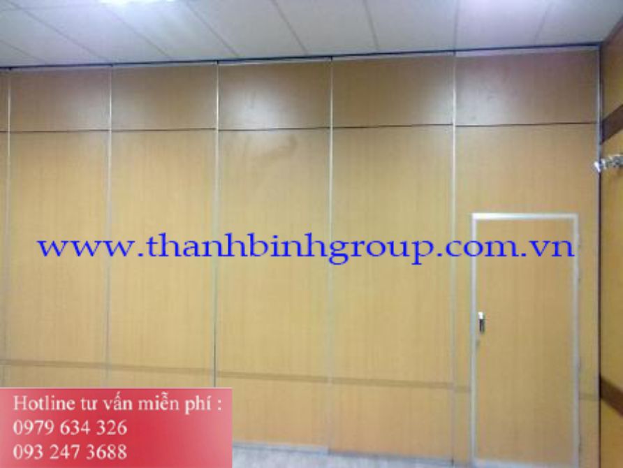 VÁCH NGĂN DI ĐỘNG VDD121