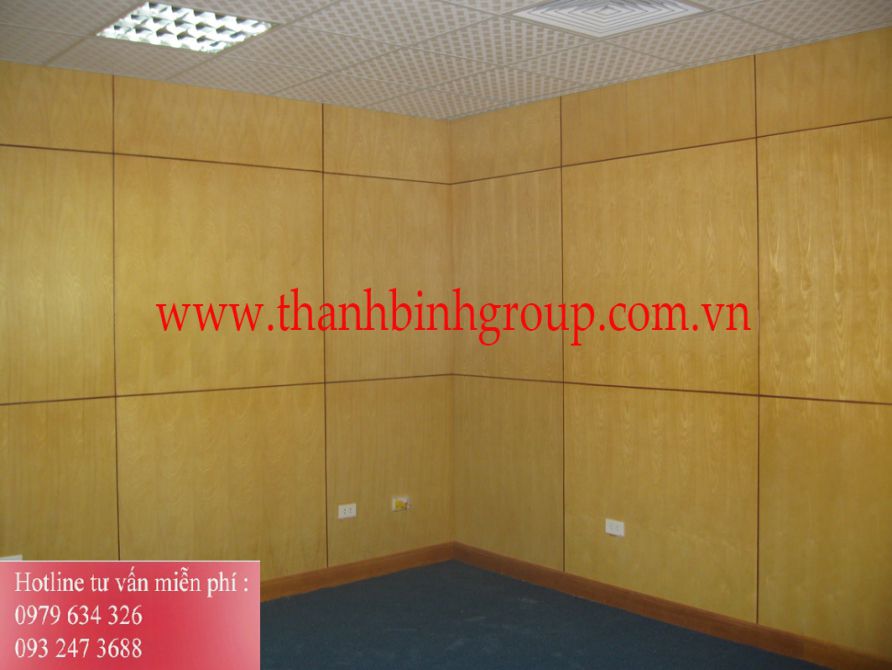 VÁCH GỖ ỐP TƯỜNG VOT04