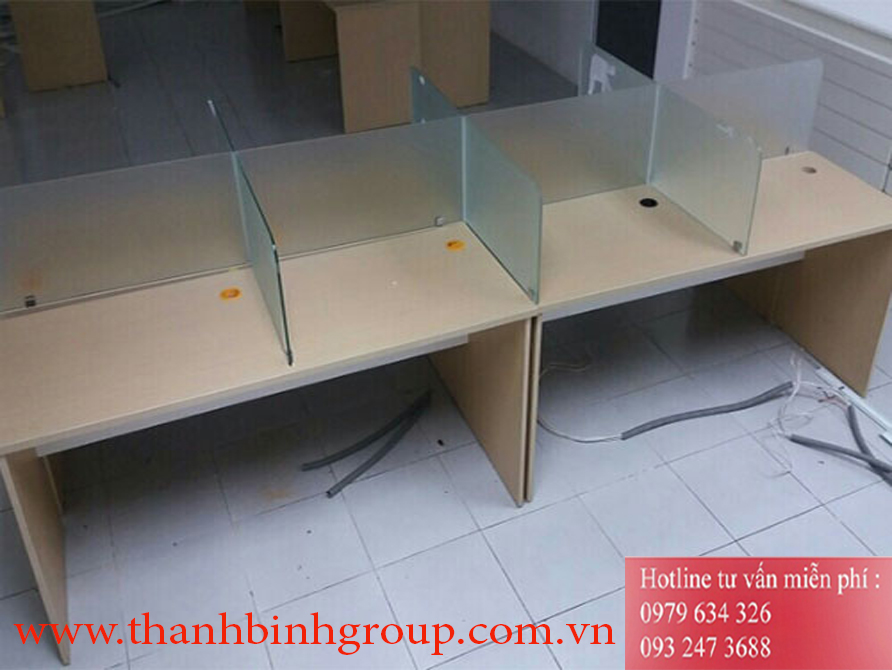 VÁCH NGĂN KÍNH CƯỜNG LỰC VMC042