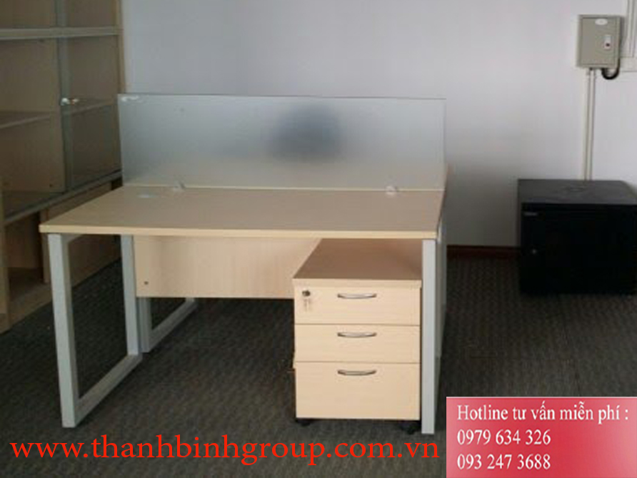 VÁCH NGĂN KÍNH CƯỜNG LỰC VMC043